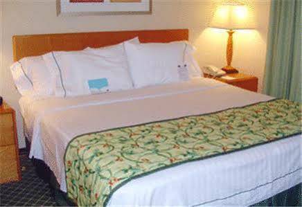 Fairfield Inn And Suites By Marriott Indianapolis/ Ноблсвилл Экстерьер фото